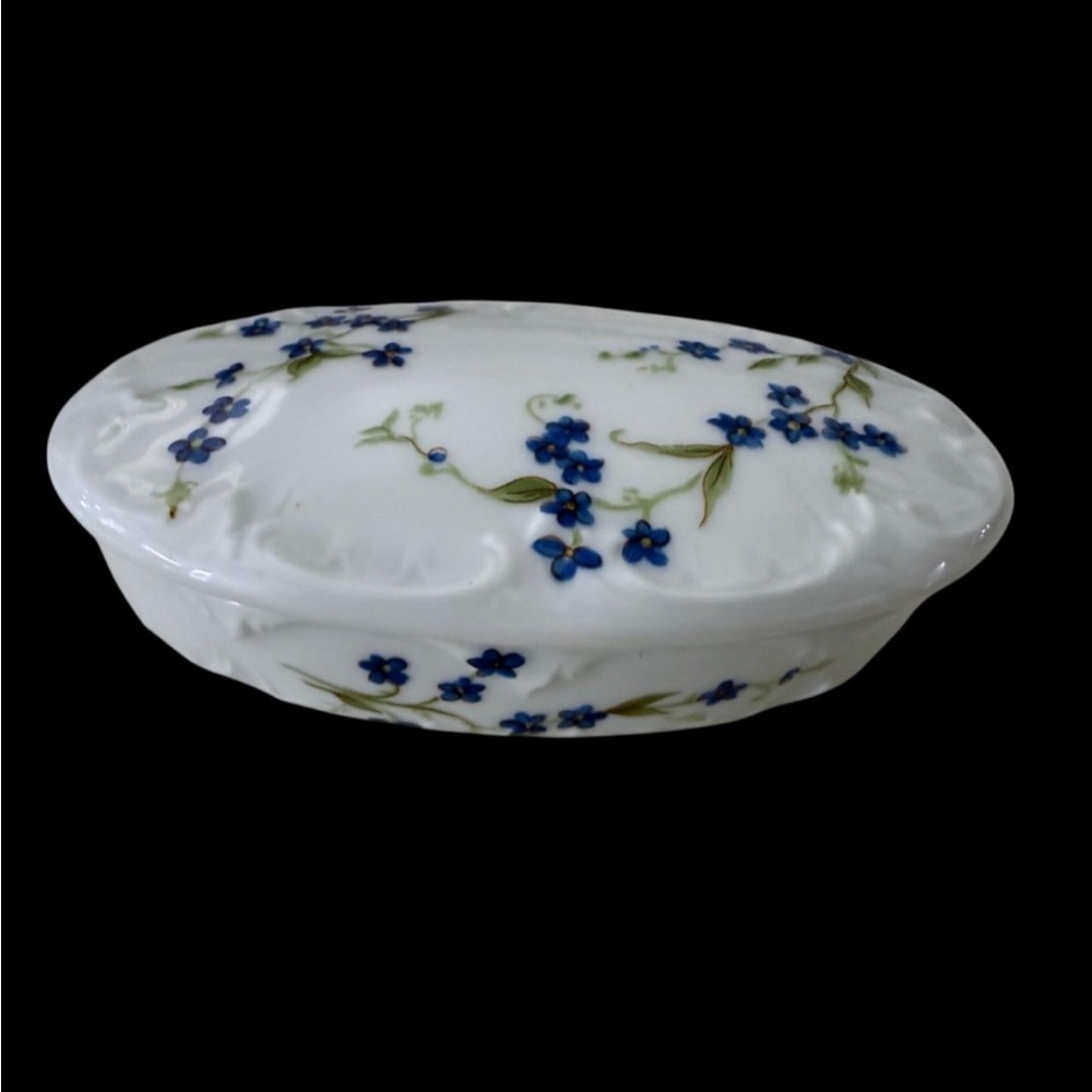 Bernardaud Limoges "Myosotis" Forget-Me-Not Porcelain Trinket Box with Lid | 4"